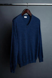 Color: Navy