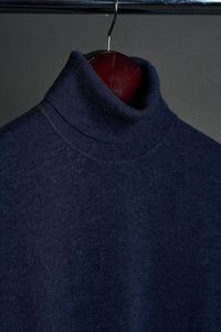Color: Navy