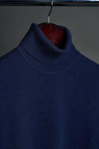 Color: Navy