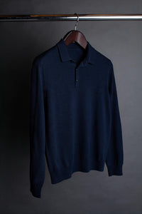 Color: Navy