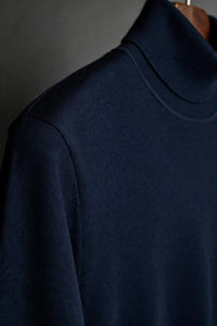 Color: Navy