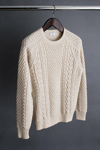 Color: Oatmeal