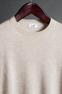 Color: Oatmeal