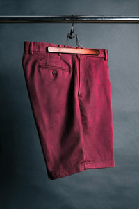 Color: Red