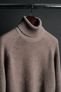 Color: Taupe