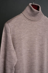Color: Taupe