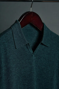 Color: Teal