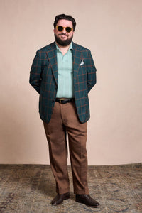 Color: Dark Olive Umber