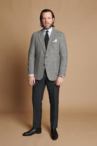 Color: Black and White