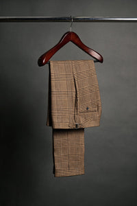 Color: Brown