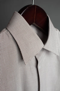 Color: Brown Puppytooth