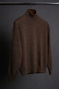 Color: Brown