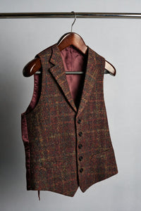 Color: Burgundy Check