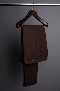 Color: Chocolate