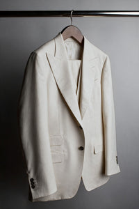 Color: Cream