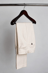 Color: Cream