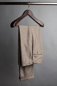 Color: Oatmeal