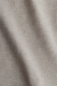 Color: Oatmeal
