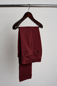 Color: Red