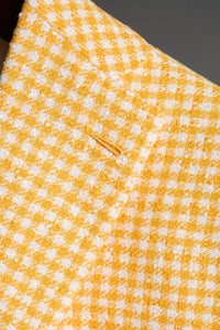 Color: Yellow