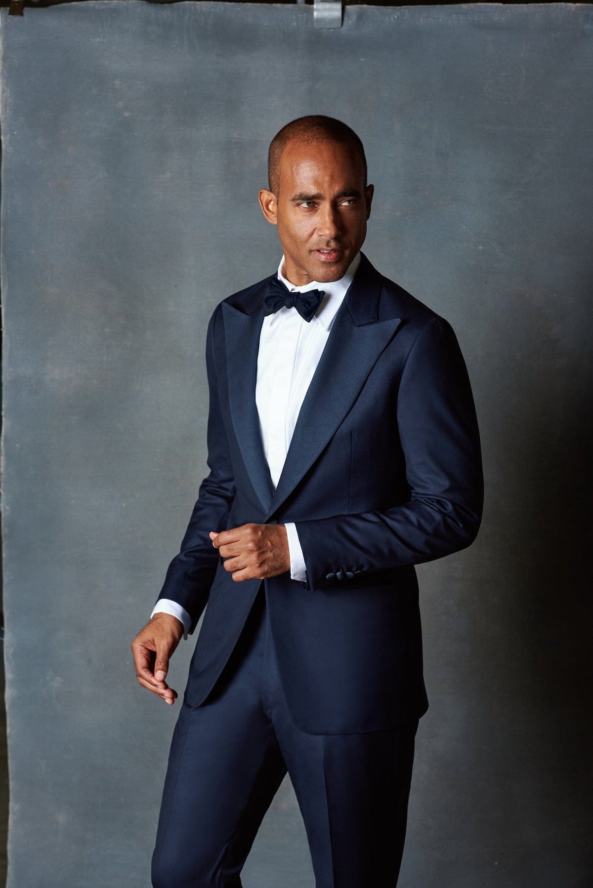 Super 200s Tuxedo