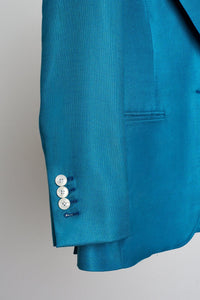Color: Teal