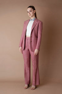 Color: Coral